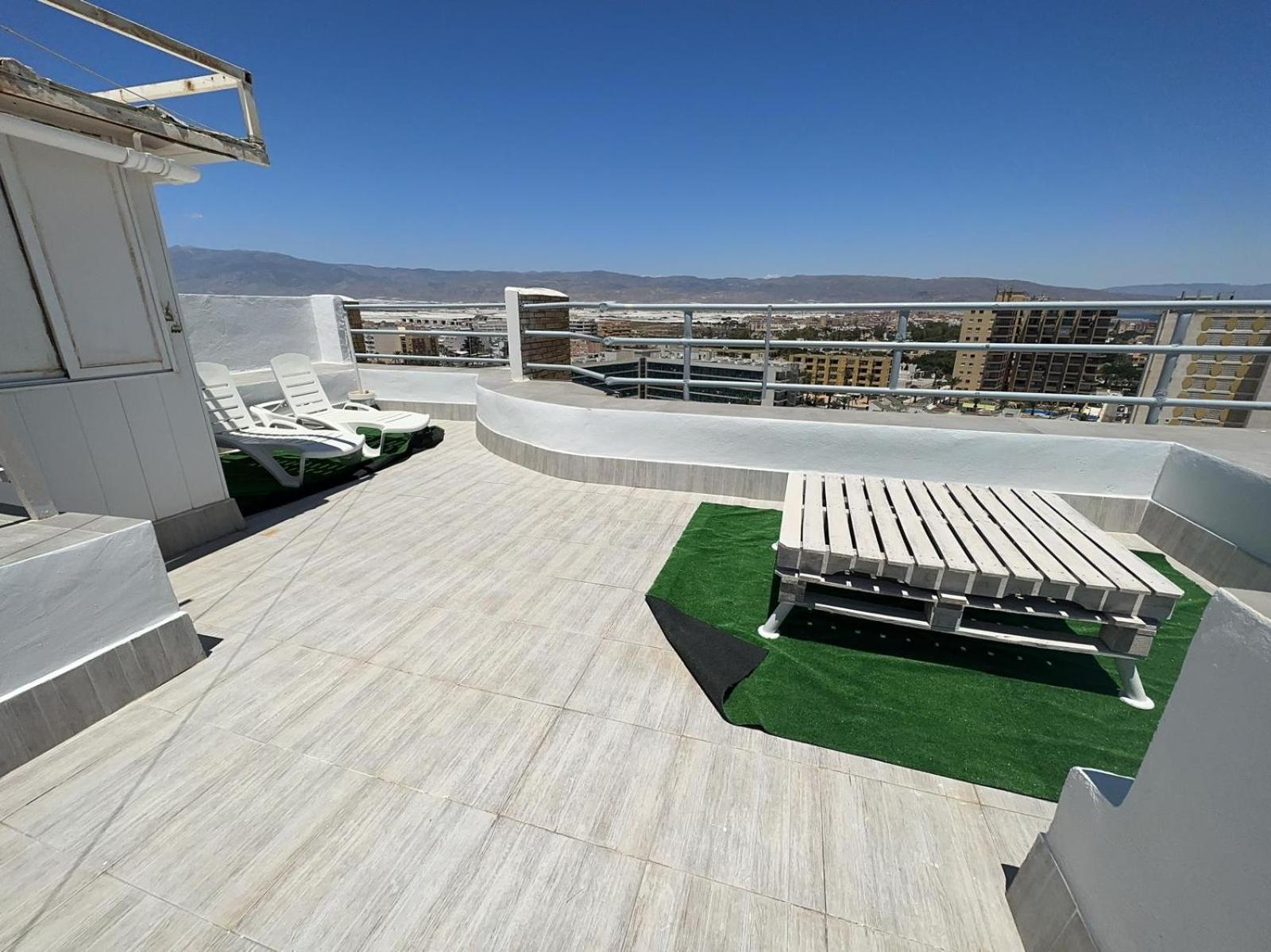 Estudio Atico En Urbanizacion Roquetas De Mar Exteriör bild